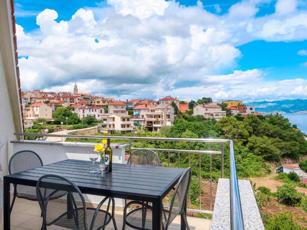 Apartment Marija - VRB103 Vrbnik Buitenkant foto